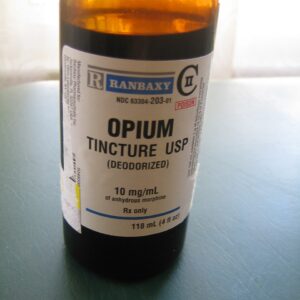 Opiumtinktur online kaufen 100 ml 10 mg/ml.It helps to decrease how often you have bowel movements. It works by slowing the movement of the intestines.